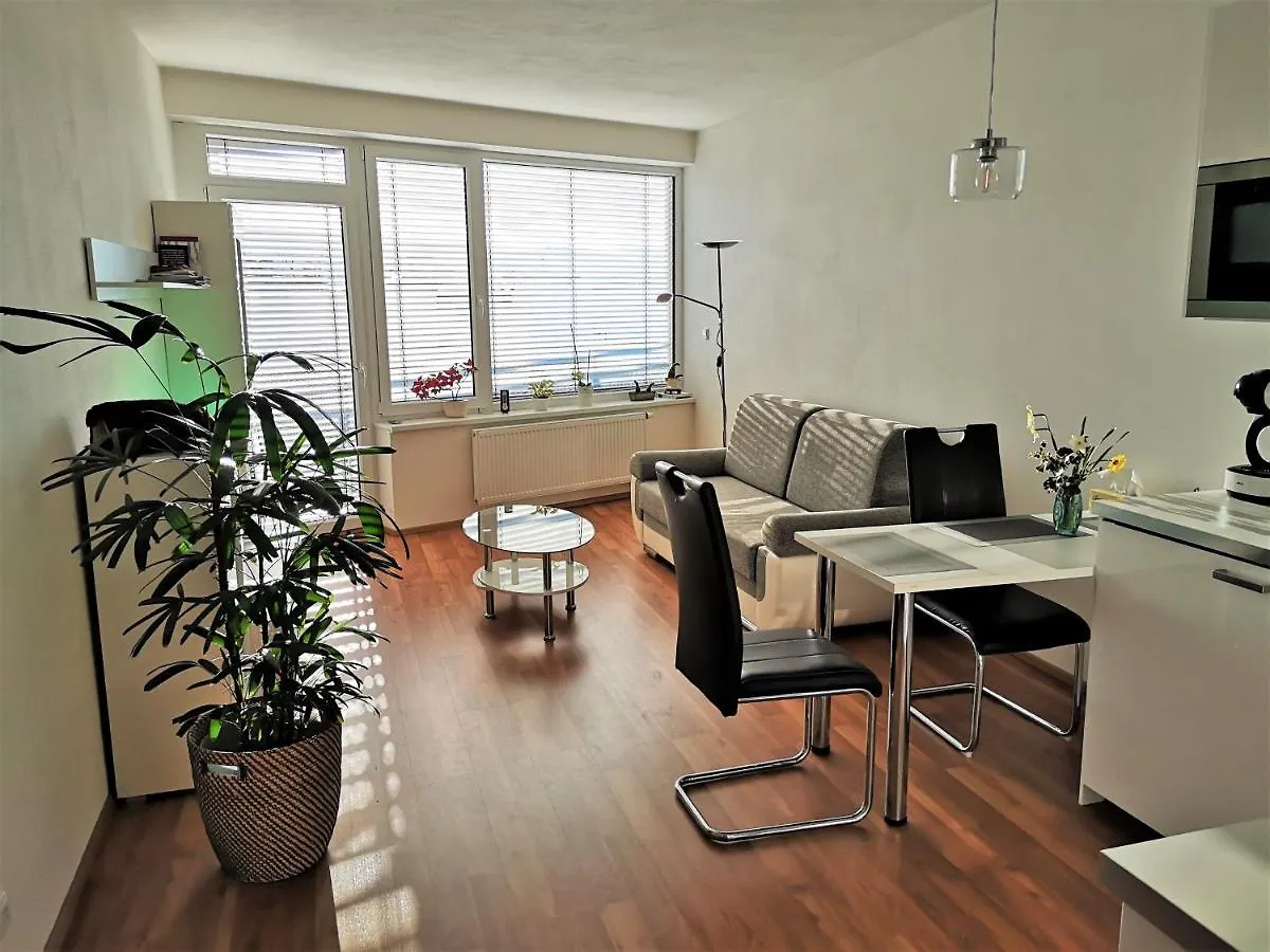 New Apartment With Garage Parking Brno Česká republika